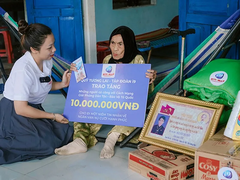 Hỗ trợ qua email